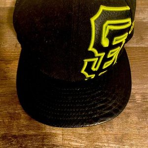 San Francisco Giants hat with leather bill